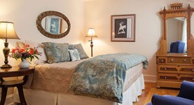 romantic-twain-room