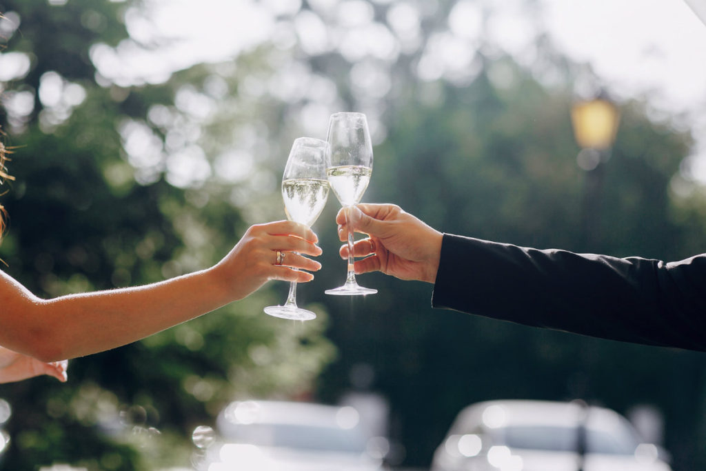 Upstate NY Elopements - Champagne toast