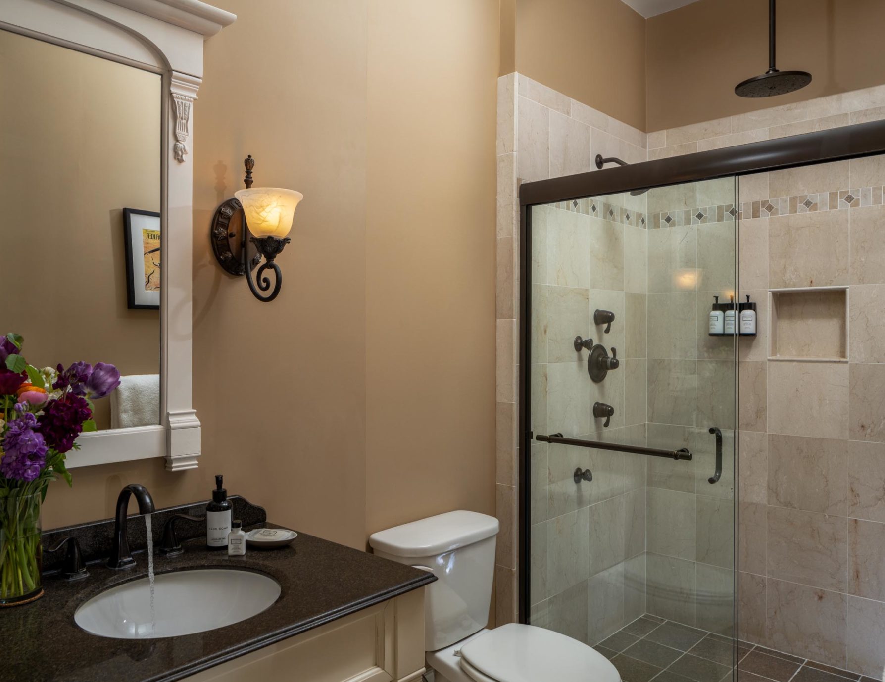 Immaculate bathroom with Dream Shower for Two 