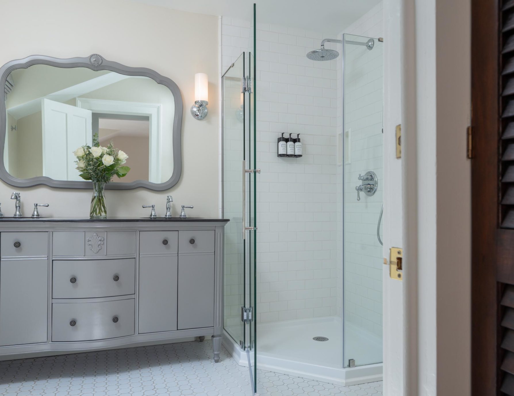 Bathroom in the Twain Room